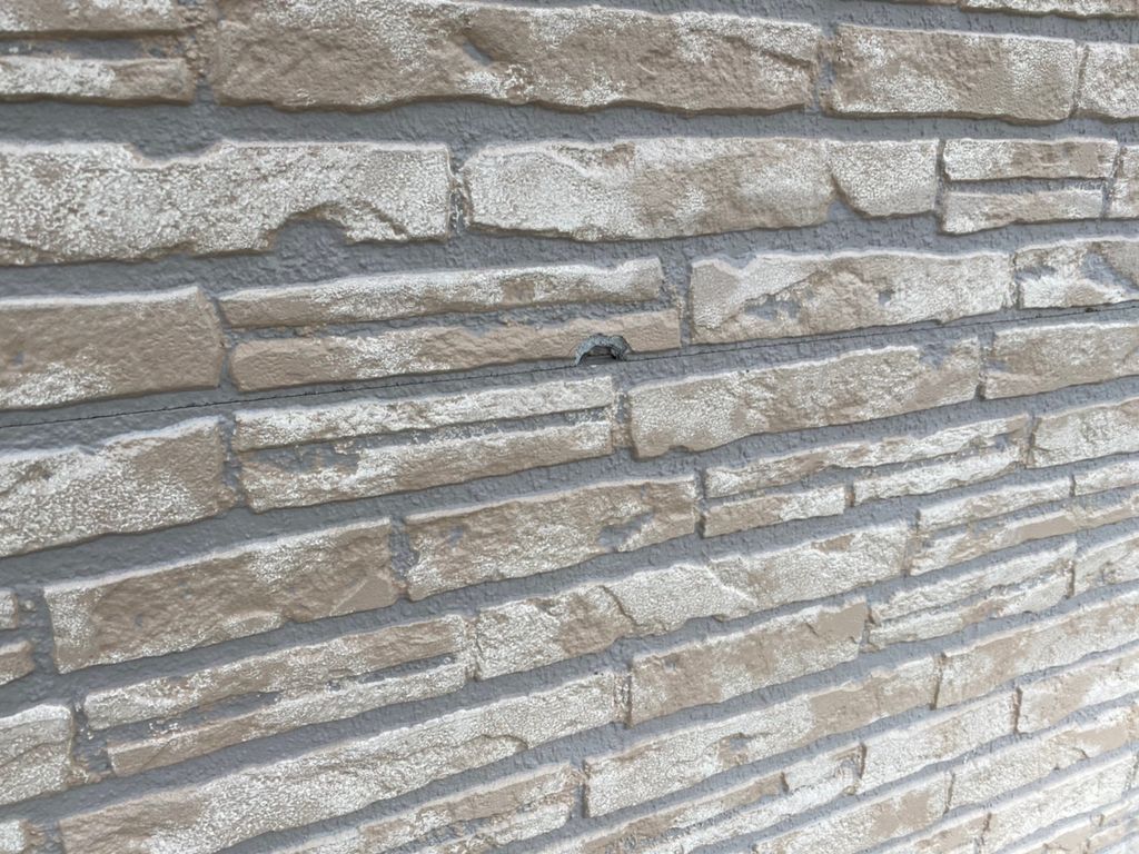 【現場ブログ】北九州市八幡西区上の原で外壁塗装～外壁の下地補修～