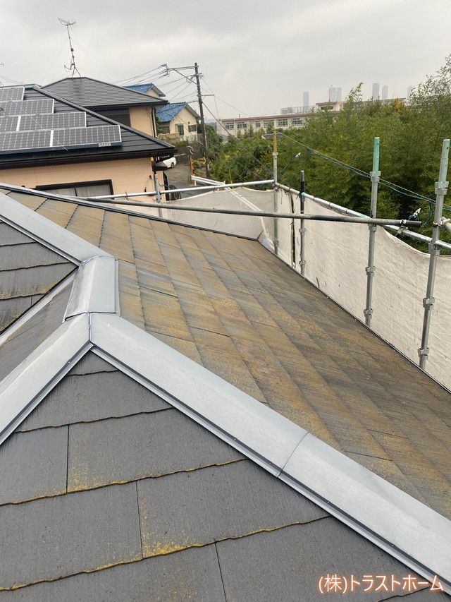 福岡市東区M様邸屋根塗り替えの様子｜福岡で塗装ならトラストホーム