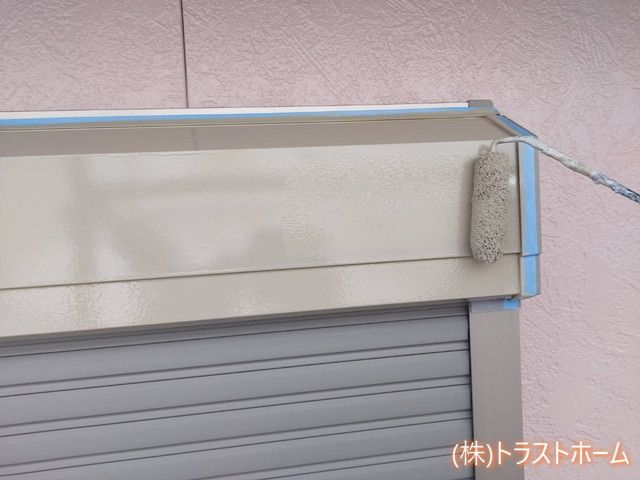 雨戸塗り替え下塗りマックスシールド2回目