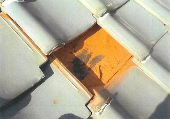 施工前瓦の風化2